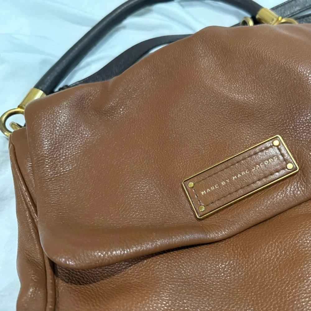 Marc by Marc Jacobs Too Hot To Handle Laetitia Hobo - Picture 3 of 13